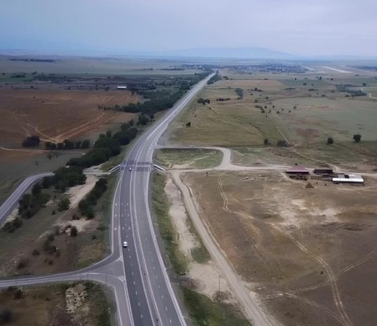 Талдықорған тұрғындарының өтініші бойынша «Найман төбе» зиратына бұрылатын жол төселді