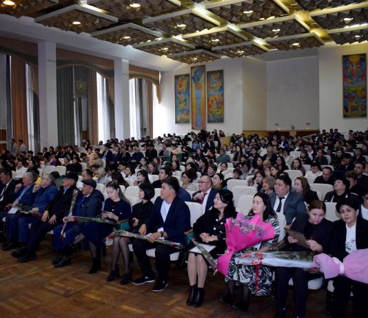 Ұстазын ұлықтаған — ел бақытты