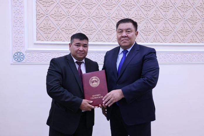 47f01c7b7a0c697907170b397ace7d80_original.6991210