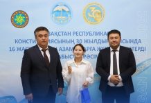 Талдықорғанда 15 жасөспірімге алғашқы жеке куәліктері табысталды