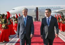 Президент Касым-Жомарт Токаев прибыл с официальным визитом в Кыргызскую Республику