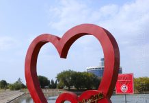 Қала күніне талдықорғандық жастар ерекше тарту жасады