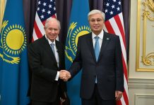 Президент Blackstone компаниясының негізін қалаушылардың бірі және басқарма төрағасы Стивен Шварцманмен кездесті