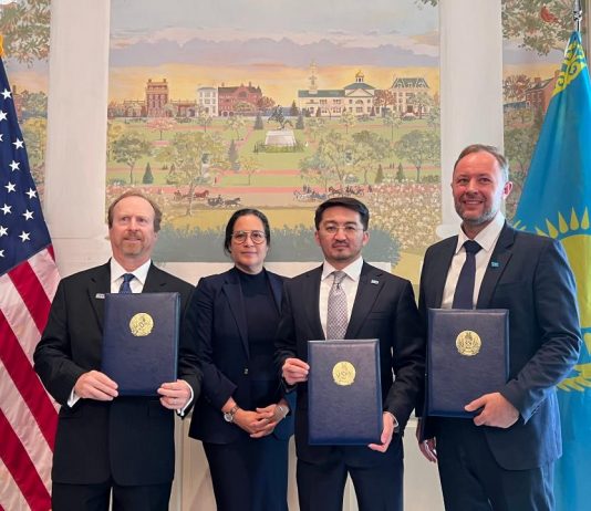 Қазақстан, Clearbrook және AG-Tech энергия сақтау жүйелерін өндіретін зауыт салады