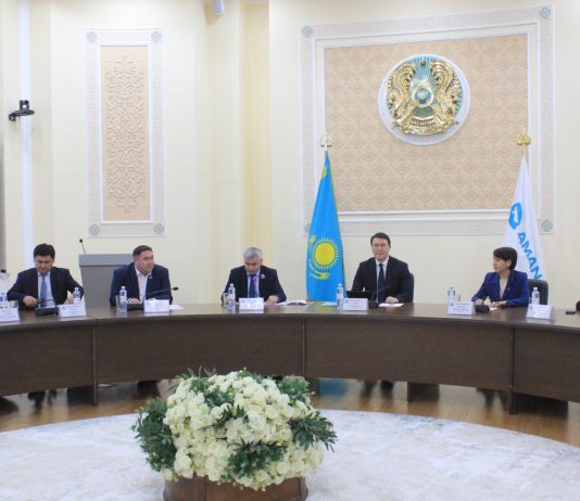 «AMANAT» ПАРТИЯСЫ МЕН ҚОҒАМДЫҚ КЕҢЕС ЖЕТІСУДАҒЫ БІЛІМ САПАСЫНА ҚАТЫСТЫ МОНИТОРИНГ НӘТИЖЕЛЕРІН ҰСЫНДЫ