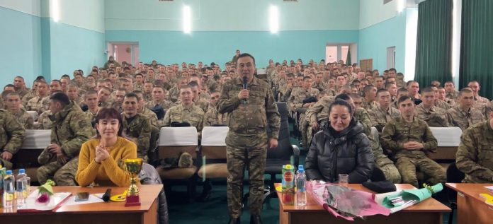 «Күз–2025» жас сарбаздарымен «Көңілді тапқырлар алаңы» сайысы өтті