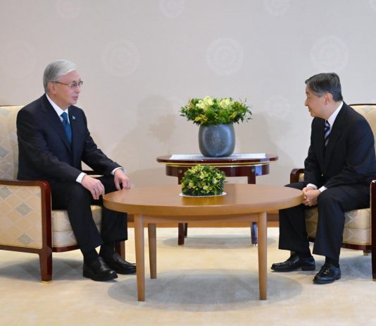 Мемлекет басшысы Жапония Императоры Нарухитомен кездесті