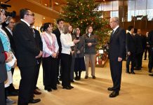 Мемлекет басшысы Жапонияда тұрып жатқан қазақстандықтармен кездесті