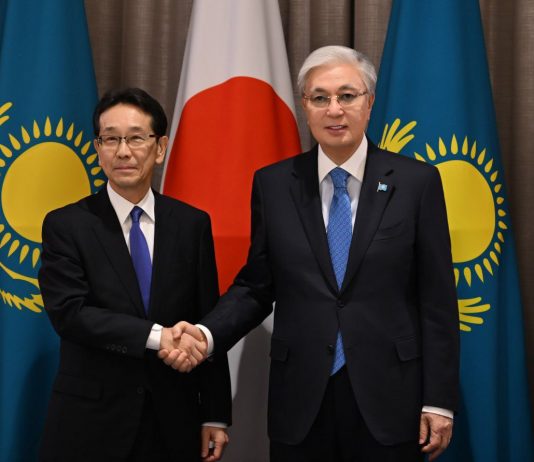 Қасым-Жомарт Тоқаев Komatsu компаниясы директорлар кеңесінің төрағасы Хироюки Огаваны қабылдады