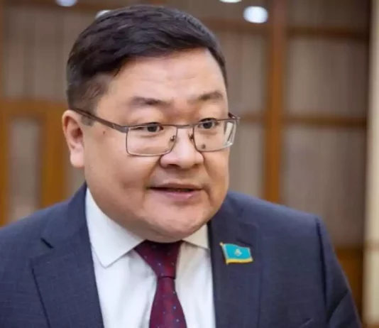 Болашақ Парламенттің қызметтік шеңбері бір жарым еседен астам өседі – Айдос Сарым