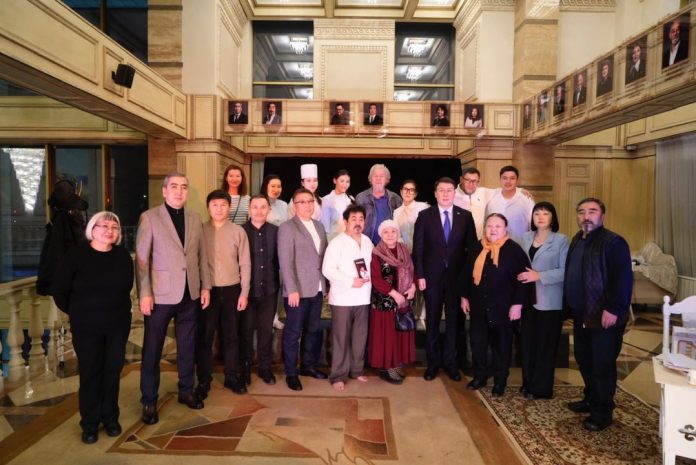 _gluster_2026_1_30_d42addc5d67038aebb891b815605c67c_1280x720