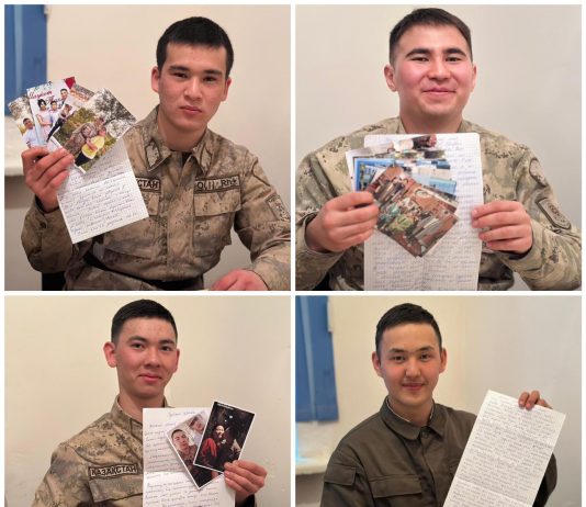 Сарбаздарға ата-аналарынан келген хаттар табысталды