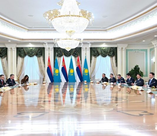 Қазақстан мен Сербия президенттері кеңейтілген құрамда келіссөз жүргізді