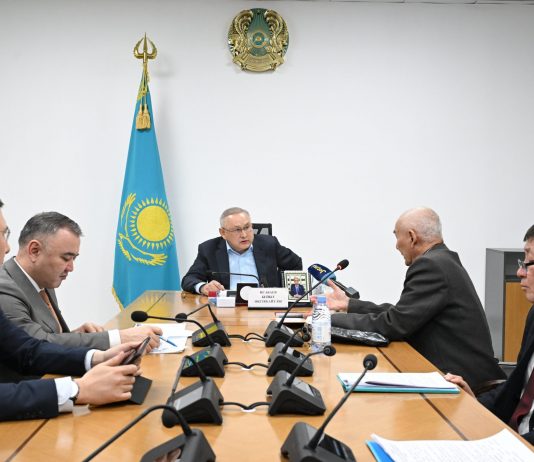 Бейбіт Исабаев азаматтарды жеке мәселелері бойынша қабылдады