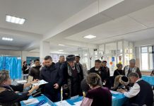 10 жылдық Қазақстан ауылында бір мезетте жаппай дауыс беру өтті