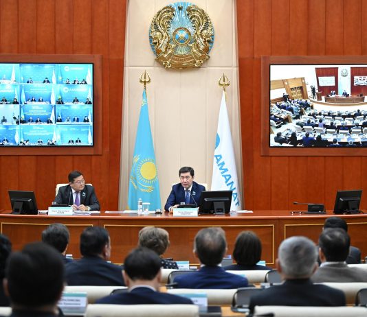 «AMANAT» партиясы жаңа Конституцияның қабылдануына байланысты Үндеу жасады