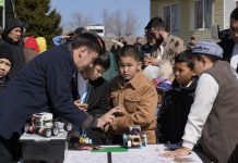 Ұлттық спорт күні: Жетісуда балалар роботтың көмегімен асық ойнады