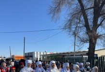 Береке мен бірліктің белгісі: Кәлпе ауылында референдум мерекелік көңіл күйде өтуде