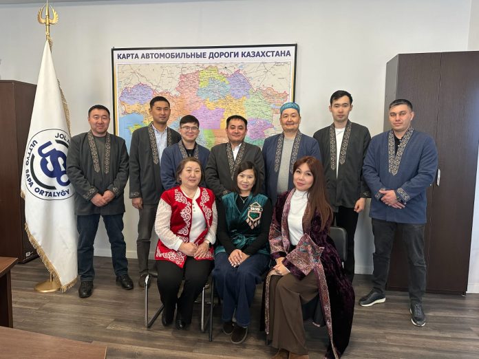 e13396e9-d8d9-4b84-8411-acebc6317e85