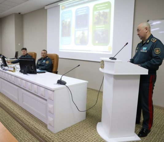 Қорғаныс министрі Қарулы күштердің жауынгерлік дайындық басымдықтарын айқындады