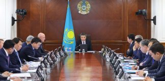 Олжас Бектенов Президент тапсырмалары шеңберінде Экономиканы монополиясыздандыру жөніндегі комиссияның отырысын өткізді