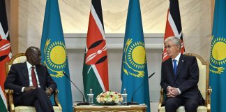 Қазақстан мен Кения президенттері кеңейтілген құрамда келіссөз жүргізді