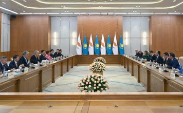 Қасым-Жомарт Тоқаев пен Никос Христодулидистің келіссөзі екі ел делегацияларының қатысуымен кеңейтілген құрамда жалғасты