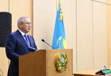 Бейбіт Исабаев: «Кадр ауысымдылығы небәрі 3%, яғни республика көлемінде Жетісуда кадр тұрақтылығы жоғары деңгейде сақталып отыр»
