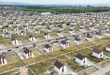 Жетісу облысында Мемлекеттік рәміздер күні қарсаңында 65 отбасы баспаналы болды