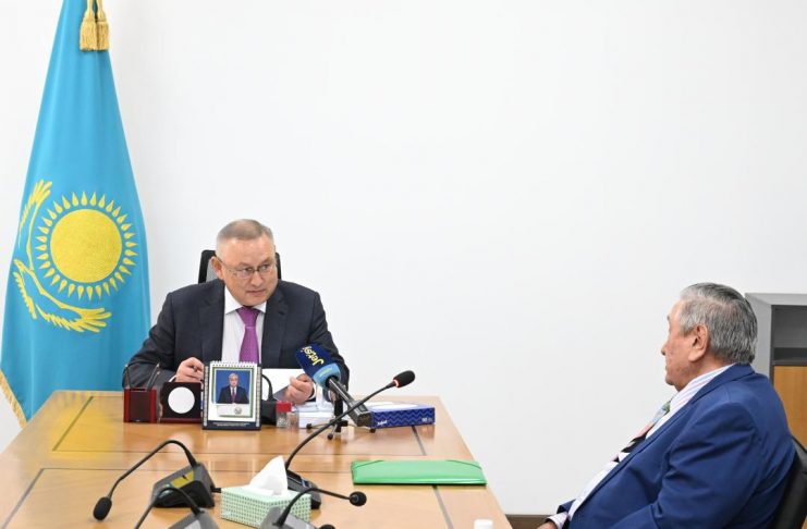 Азаматтарды қабылдау: Бейбіт Исабаевтың тапсырмасымен жұмыспен қамту және әлеуметтік қолдау мәселелері шешілді
