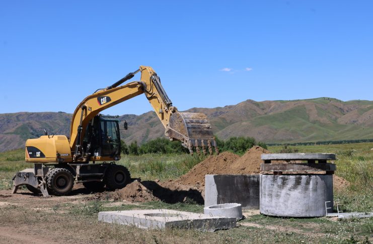 В области Жетісу воду проводят в те села, где центрального водоснабжения не было