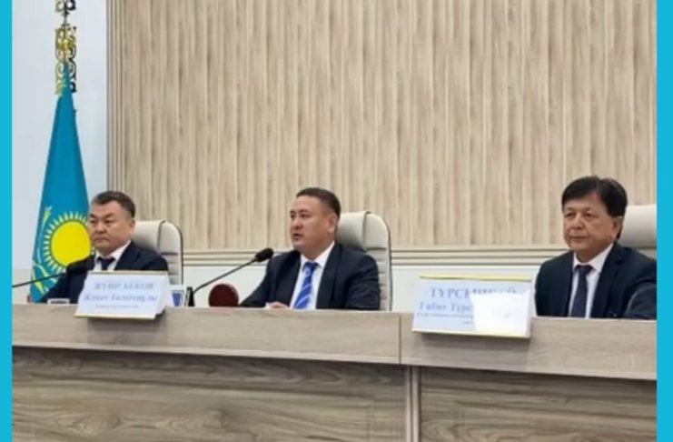 Кербұлақ ауданының мемлекеттік қызметшілерімен кездесу