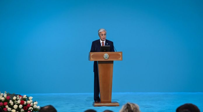 ️Мемлекет басшысы ұстаздар қауымын дәстүрлі Тамыз конференциясының ашылуымен құттықтады