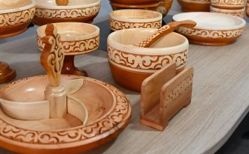 Төрт ұрпаққа жалғасқан дәстүр: талдықорғандық отбасы ұлттық ыдыс дайындау өнерін қалай сақтап отыр