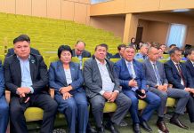 Жетісу облыстық мәслихатының тұрақты комиссияларының бірлескен отырысы мен кезекті XLIІ сессиясы өтті