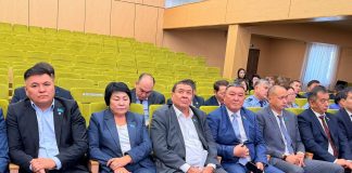 Жетісу облыстық мәслихатының тұрақты комиссияларының бірлескен отырысы мен кезекті XLIІ сессиясы өтті