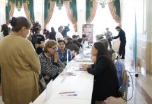 Ярмарка вакансий в Жетісу: представлено более 700 вакансий, на постоянную работу трудоустроено свыше 200 граждан