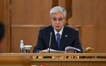 Қасым-Жомарт Тоқаев пен Тхонглун Сисулит кеңейтілген құрамда келіссөз жүргізді
