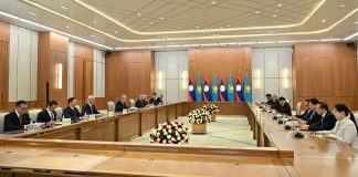 Қасым-Жомарт Тоқаев Лаос компанияларын «Астана» халықаралық қаржы орталығының жеңілдіктерін барынша пайдалануға шақырды