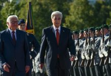 Президенты Казахстана и ФРГ провели переговоры в узком формате