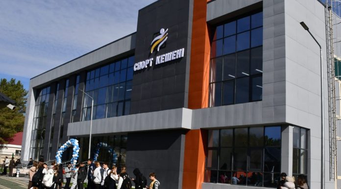 Жетісу облысының Қабанбай ауылында Республика күні қарсаңында 80 орындық жаңа спорт кешені ашылды