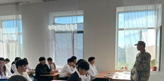 Жоғары сынып оқушыларына әскери оқу орындары таныстырылды