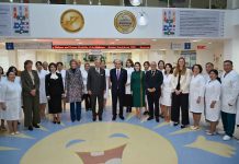 Мемлекет басшысы Бельгиялықтар Королімен және Патшайымымен бірге Ұлттық балаларды оңалту орталығына барды