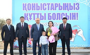Герою Социалистического Труда Зылихе Тамшыбаевой – 90 лет: многодетные семьи получили жильё