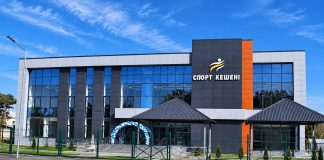 Жетісуда халықты спорт инфрақұрылымымен қамту деңгейі 70,5%-ға жетті: Алакөл ауданында жаңа спорт кешені ашылды
